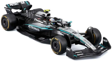 1-43-f1-mercedes-amg-w16-2025-antonelli-with-helmet
