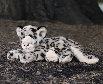 animigos-world-of-nature-snow-leopard
