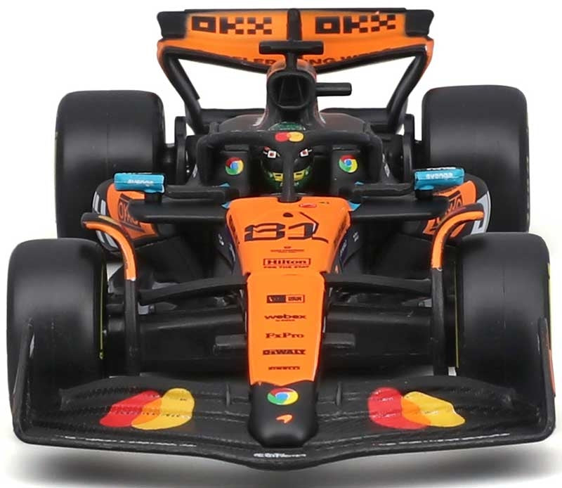 1-43-f1-mclaren-mcl39-2025-piastri-with-helmet