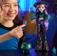 Monster High Moonspell Magic Core Doll: Willow Thorne