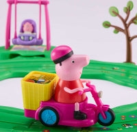 Peppa & Evie Fun In The Park Set