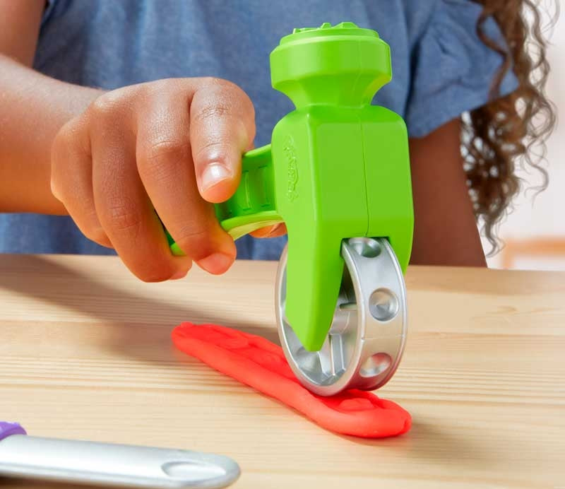 play-doh-stamp-n-saw-tool-bench