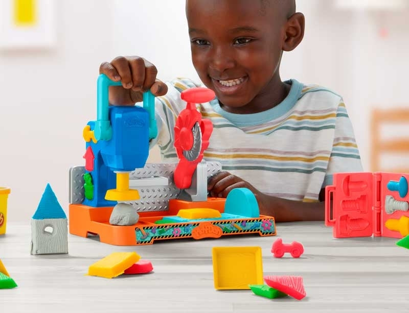 play-doh-stamp-n-saw-tool-bench