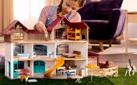 Schleich Lakeside Villa & Paddock
