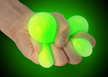 scrunchems-glow-in-the-dark-squish-ball