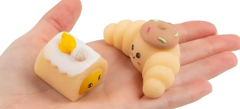 scrunchems-squishy-buddies-sweet-treats-assorted