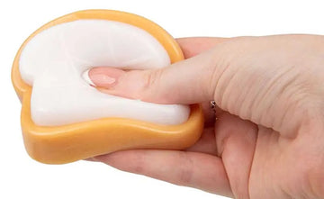 scrunchems-sticky-squishy-tic-tac-toast